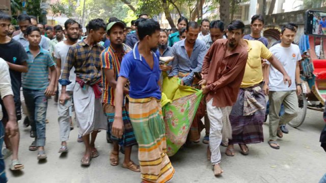 মোহাম্মদপুরে বাসে আগুন দিয়ে পালাতে গিয়ে এক দুর্বৃত্তের মৃত্যু