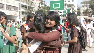 স্কুলে ভর্তির নীতিমালা জারি, বেসরকারিতে ভর্তি ফি সর্বোচ্চ ৮ হাজার