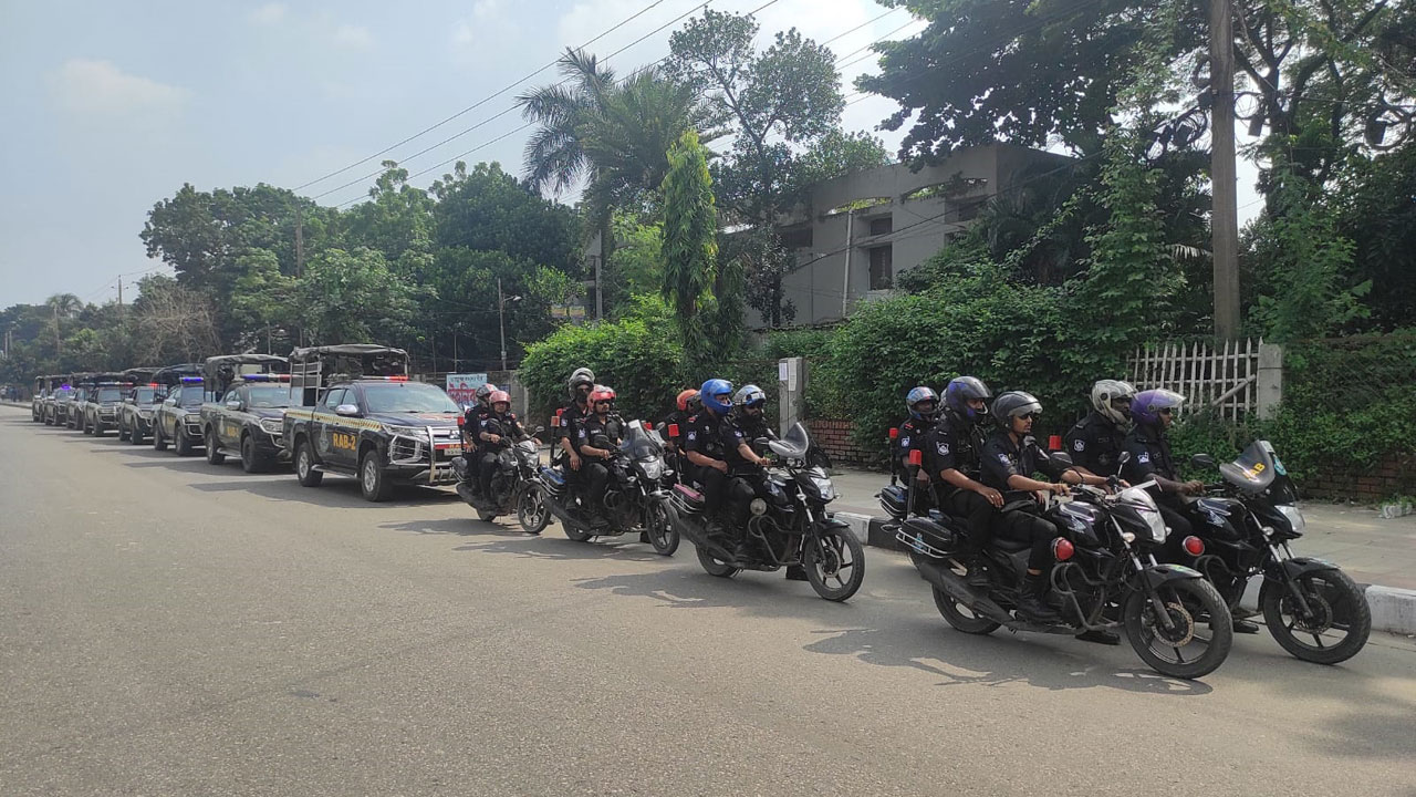 ২৮ অক্টোবর রাজধানীতে দেড় হাজারের বেশি র‌্যাব মোতায়েন: চলছে তল্লাশি