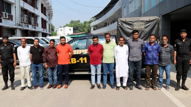 পুলিশের ওপর হামলা: গুলশানে পাঁচ তারকা হোটেলে র‍্যাবের অভিযান, গ্রেপ্তার ১০