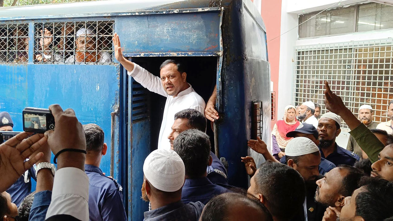 শেরপুর জেলা বিএনপির সভাপতিসহ ২১ নেতা-কর্মী কারাগারে