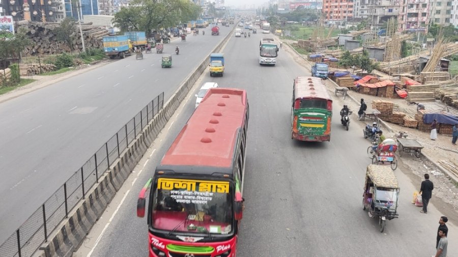 ঢাকা-চট্টগ্রাম মহাসড়কে স্বস্তির ঈদযাত্রা