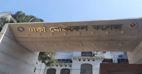 খতনা করাতে গিয়ে শিশুর লিঙ্গ কেটে ফেললেন হাজাম