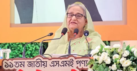 কর্মপরিবেশের সঙ্গে শ্রমিকদের জীবনমান নিশ্চিত করতে হবে: প্রধানমন্ত্রী