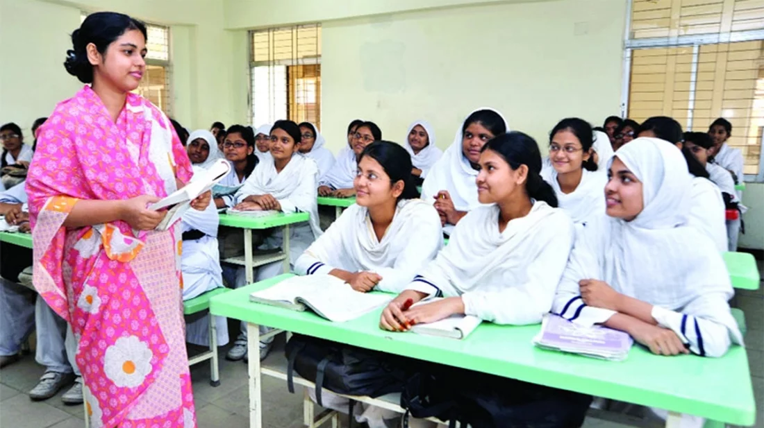 মাধ্যমিক পর্যায়ের শিক্ষাপ্রতিষ্ঠান খুলছে শনিবার