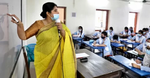 বেসরকারি স্কুল-কলেজে লাখো শিক্ষকের সংকট, যোগ্য শিক্ষক নেই!