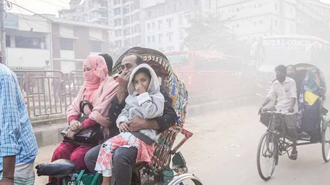 দূষণে শীর্ষে ঢাকার বাতাস আজ ‘খুবই অস্বাস্থ্যকর’