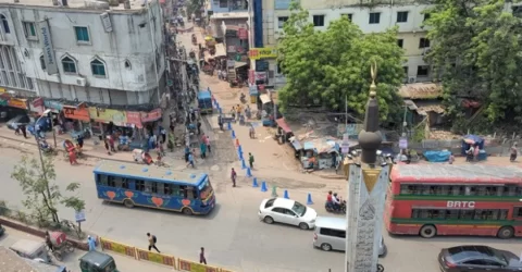 বদলে যাচ্ছে মোহাম্মদপুর বাসস্ট্যান্ডের চিত্র