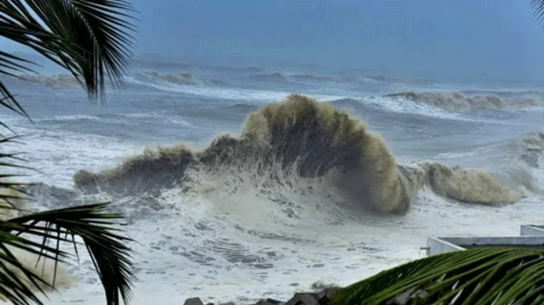 চলতি মাসে ঘূর্ণিঝড়ের ইঙ্গিত আবহাওয়া অফিসের