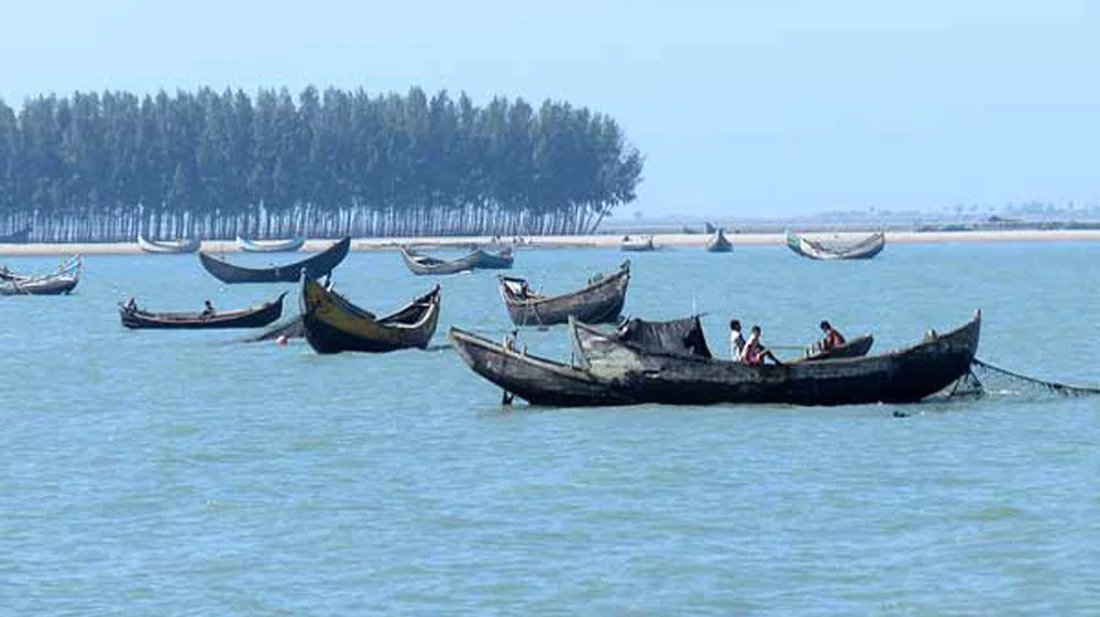 ১০ বাংলাদেশি জেলেকে অপহরণ করলো আরকান আর্মি