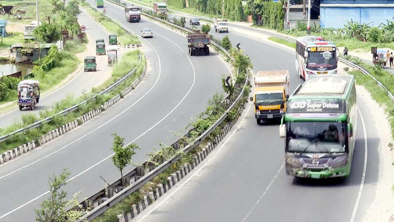 বঙ্গবন্ধু সেতু মহাসড়কে যান চলাচল স্বাভাবিক