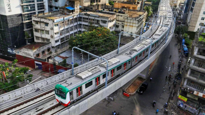 যে কারনে মেট্রোরেলের ভাড়া বাড়াবেন না কর্তৃপক্ষ