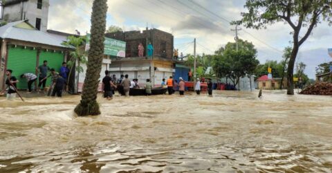 যোগাযোগবিচ্ছিন্ন কুমিল্লার বুড়িচং, ত্রাণের জন্য হাহাকার