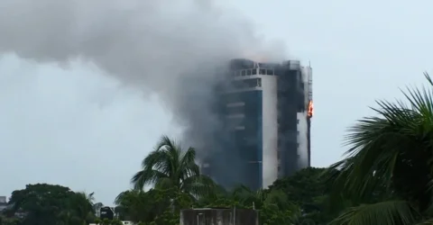 শাহীন চাকলাদারের হোটেলে আগুনের ঘটনায় মামলা, আসামি ২০০