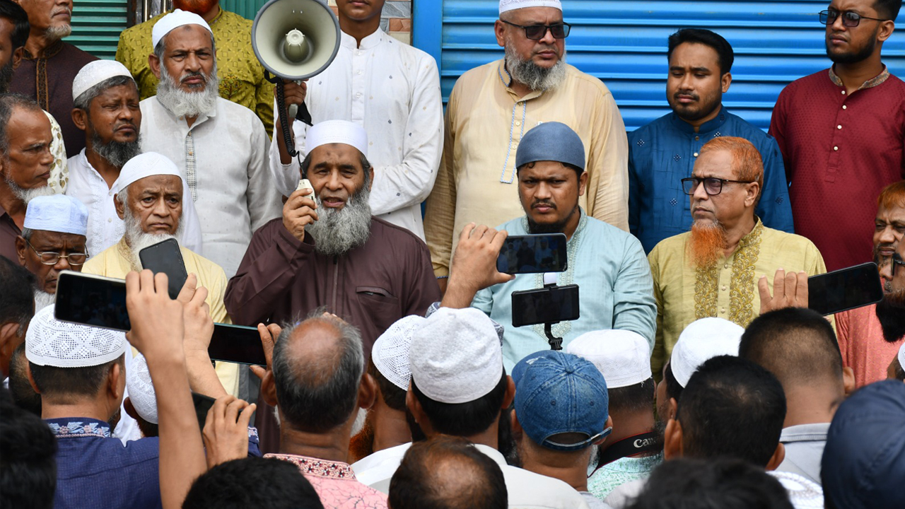 ‘অনেকে দেশকে অস্থিতিশীল করতে চায় তাদের রুখে দিন