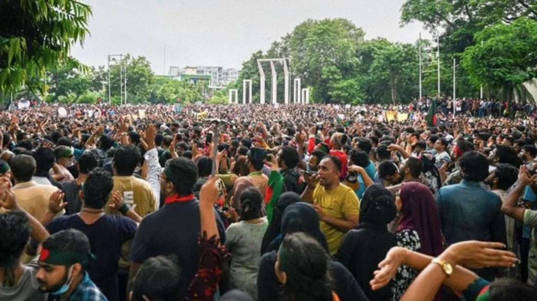 আন্দোলনে গণহত্যার নির্দেশদাতা ও তাদের দোসরদের বিচারের দাবি স্বজনদের