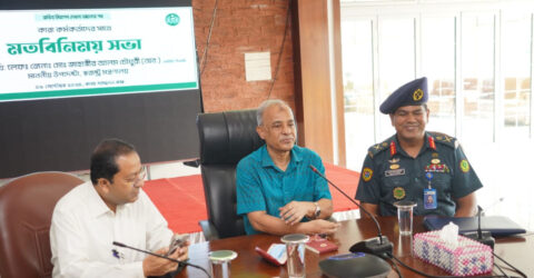 ঘুষ খাওয়া চলবে না, বন্ধ করতে হবে : স্বরাষ্ট্র উপদেষ্টা