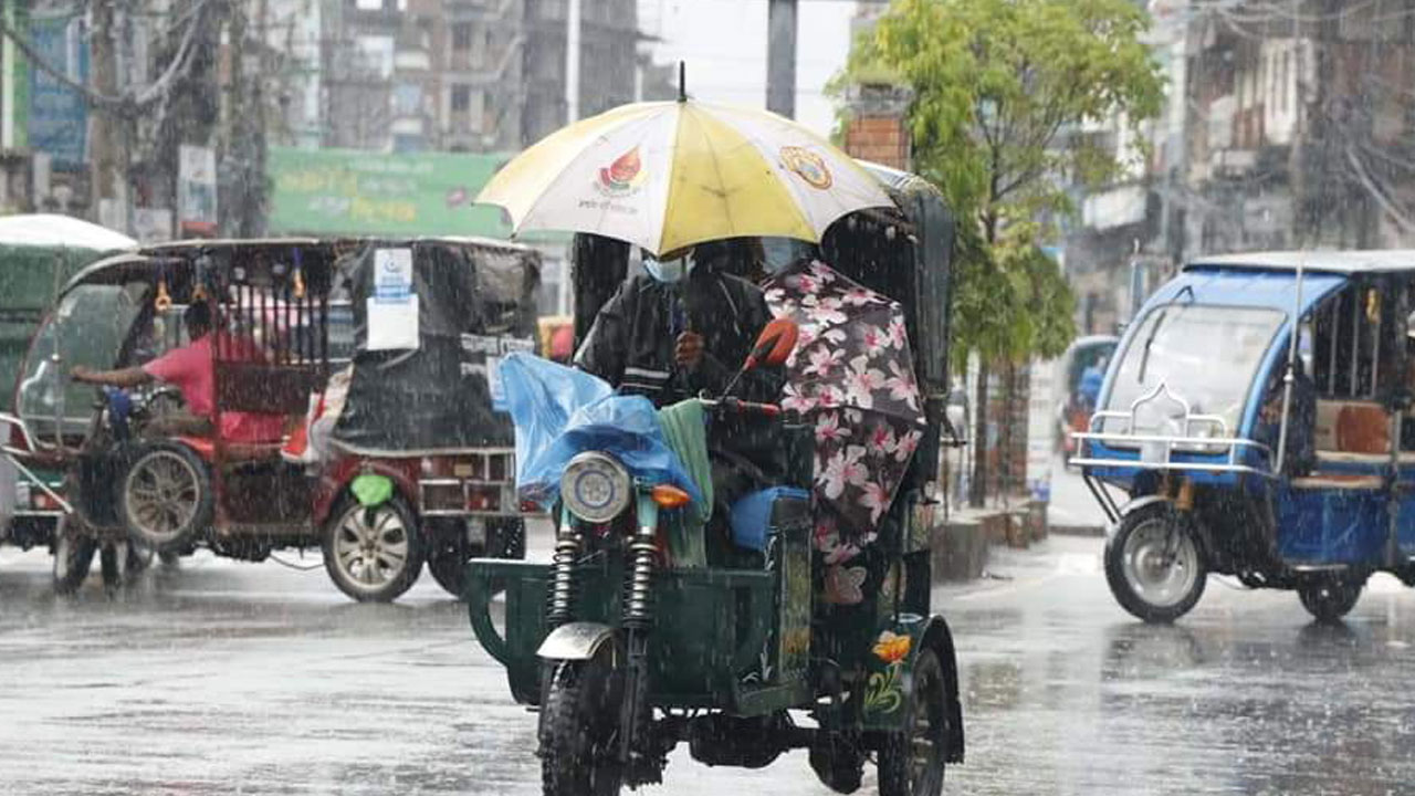 রাজশাহীতে আড়াই ঘণ্টায় ১০ মিলিমিটার বৃষ্টিপাত