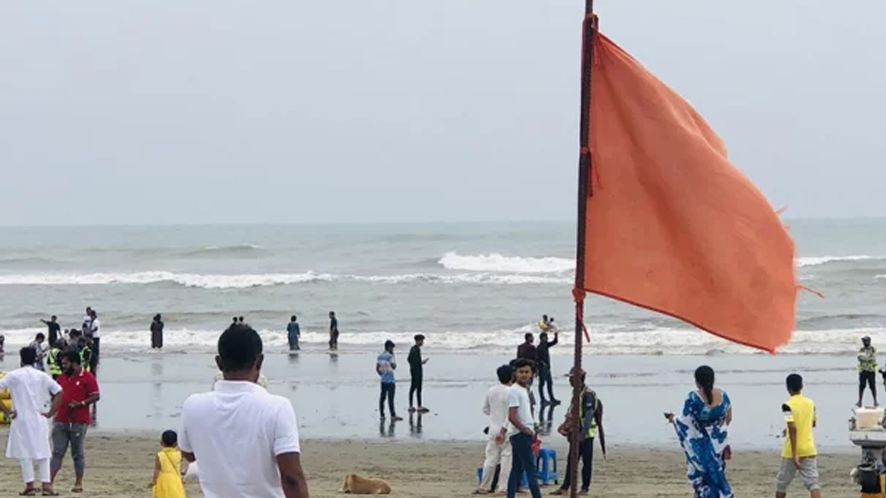 কক্সবাজার সমুদ্র সৈকতে নিখোঁজ পর্যটকের মরদেহ উদ্ধার