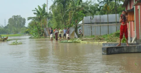 ‘এল্যা তো বানের সময় নোয়ায়, ভারতের পানিত সোগ তলে গেলো’