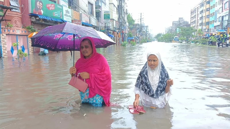 রাজধানীতে ৩ ঘণ্টায় ৮০ মিলিমিটার বৃষ্টি