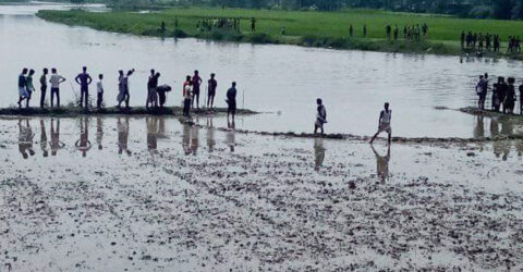 নদীতে গোসলে নেমে নিখোঁজ, সাড়ে ৩ ঘণ্টা পর মিলল কিশোরের মরদেহ