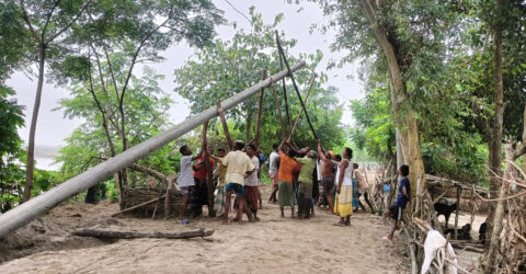 কুড়িগ্রামে ১৭ দিন ধরে বিদ্যুৎ বিচ্ছিন্ন তিন গ্রামের গ্রাহক