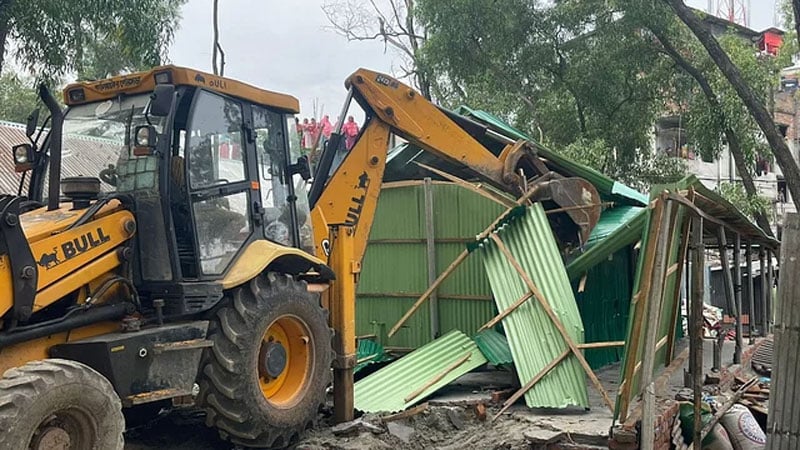 চট্টগ্রামে খালের জায়গা ও গাজীপুরে বনের জমি উদ্ধার