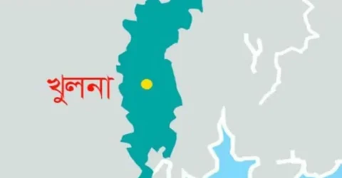 কয়রায় সাংবাদিকের বাড়ি লুটপাট, স্ত্রী-সন্তানকে মারধরের অভিযোগ