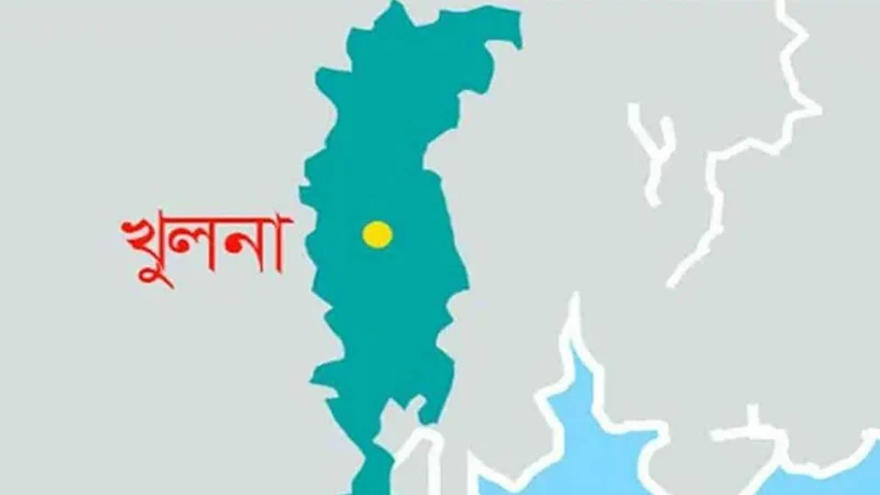 কয়রায় সাংবাদিকের বাড়ি লুটপাট, স্ত্রী-সন্তানকে মারধরের অভিযোগ