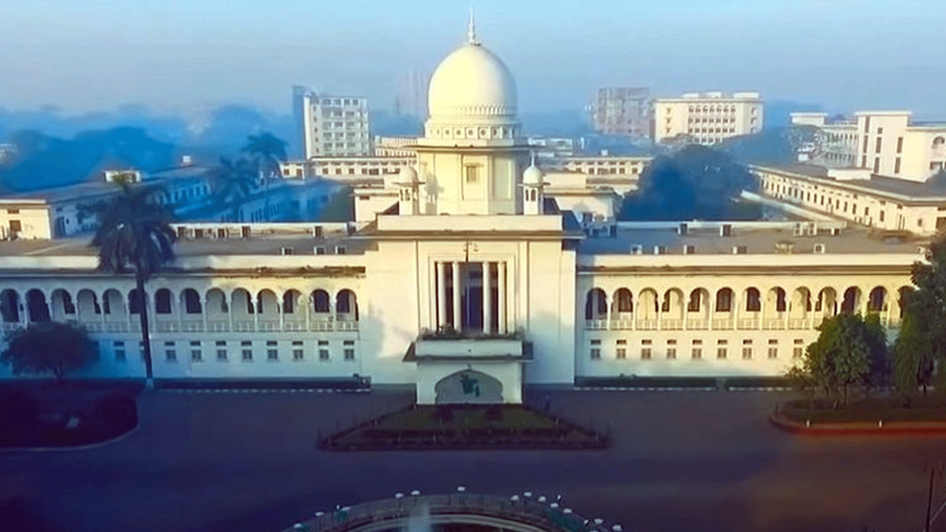 তত্ত্বাবধায়ক সরকারব্যবস্থা নিয়ে ৩ রিভিউ আবেদনের শুনানি পিছিয়ে ১৭ নভেম্বর