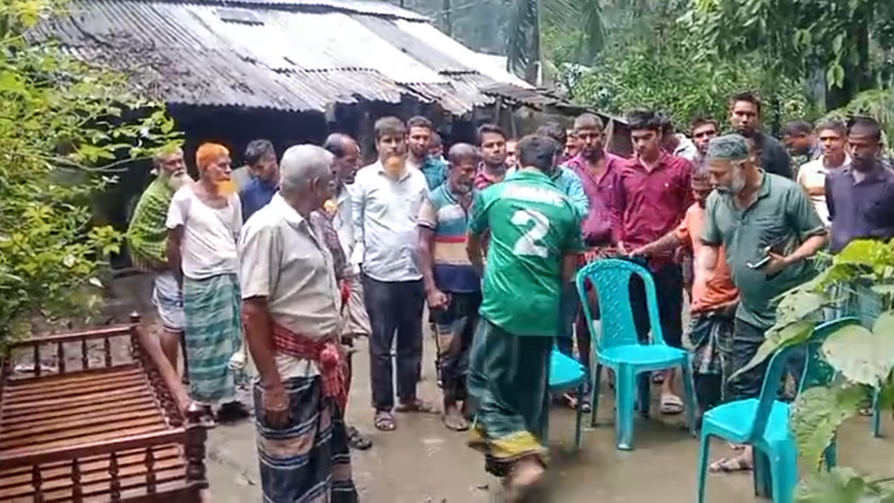 ঘূর্ণিঝড় ‘দানা’র প্রভাবে বরগুনায় গাছ পড়ে একজনের মৃত্যু