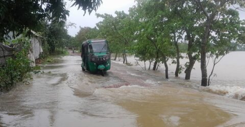 কলমাকান্দার নিম্নাঞ্চল প্লাবিত, পানিবন্দী হাজারো মানুষ