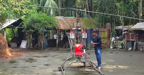 ২ লাখ টাকায় হেলিকপ্টার তৈরি করে কলেজছাত্রের চমক, অপেক্ষা ওড়ানোর