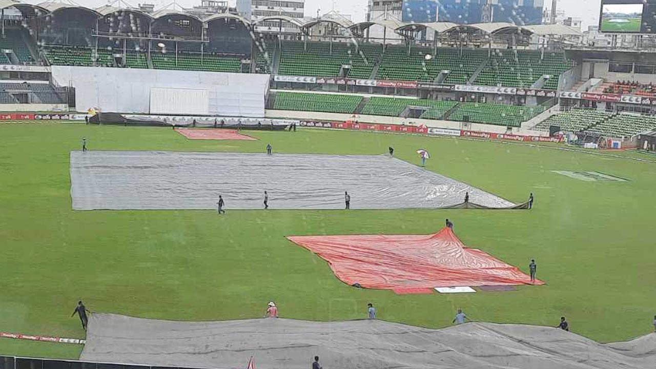 বাংলাদেশের লিডের পর বৃষ্টির হানা, মিরপুরে খেলা বন্ধ