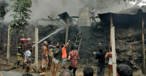 গাইবান্ধায় পাটের গুদামে ভয়াবহ অগ্নিকাণ্ড, ৩০ লাখ টাকার ক্ষয়ক্ষতি