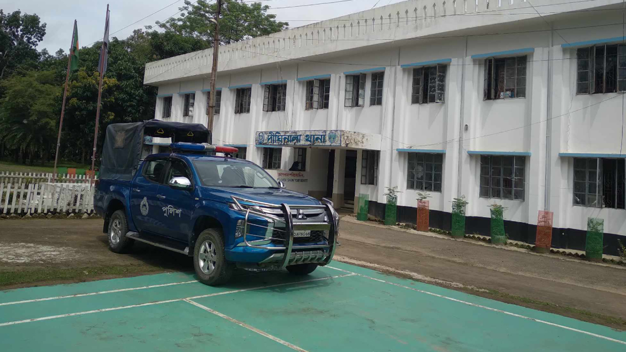 খাগড়াছড়ি দীঘিনালায় একজনকে গুলি করে হত্যা