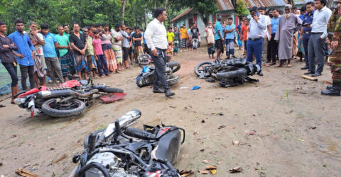 নাটোরে নদী দখল নিয়ে ২ গ্রামবাসীর সংঘর্ষ-ভাঙচুর