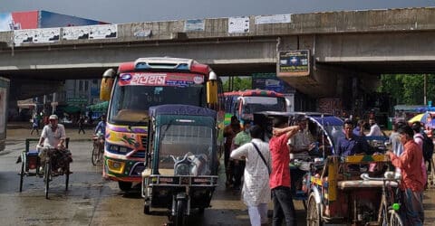 বন্ধুকে এয়ারপোর্টে নামিয়ে দিয়ে বাড়ি ফেরার পথে নিহত ৩ যুবক