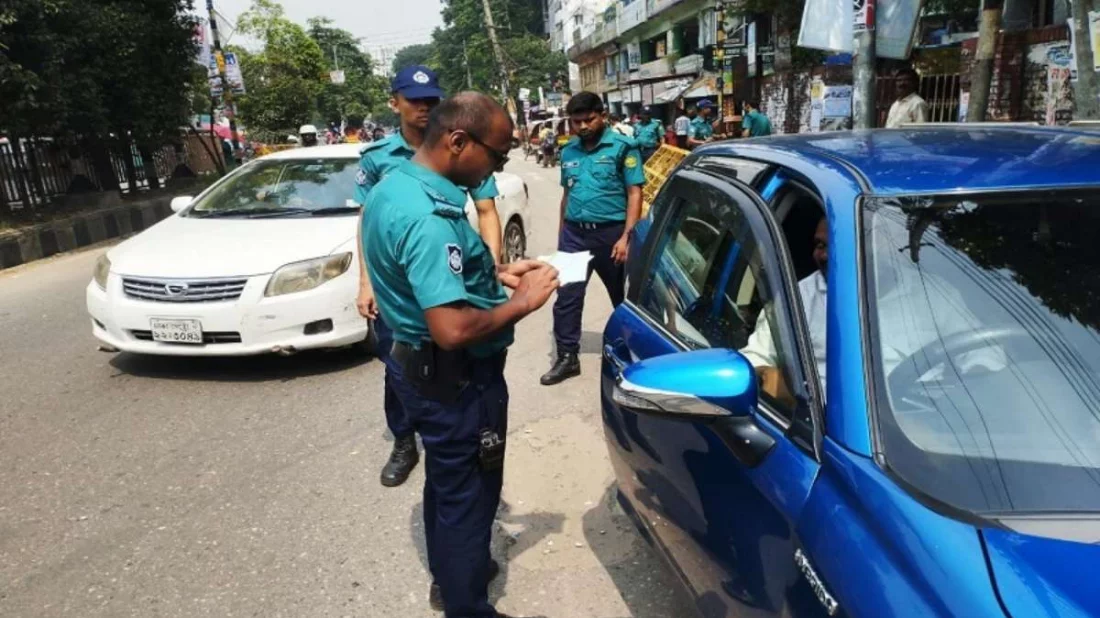 রাজধানীতে দুই দিনে ৭৬ লাখ টাকা জরিমানা, ২১৬৬ মামলা