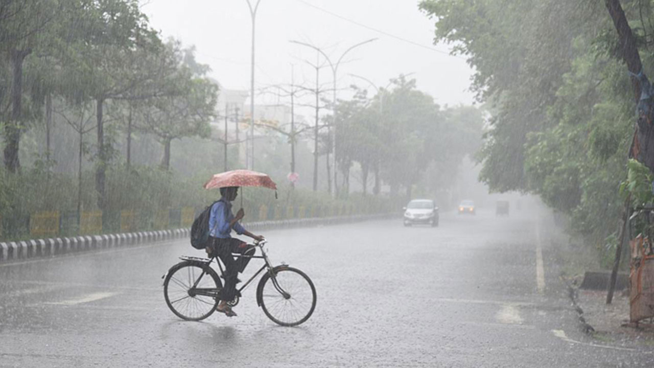 রংপুর বাদে সব বিভাগে ভারী বৃষ্টির আভাস