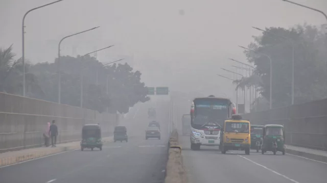 রাজধানীর ১০ এলাকার বাতাসের মান ‘খুবই অস্বাস্থ্যকর’