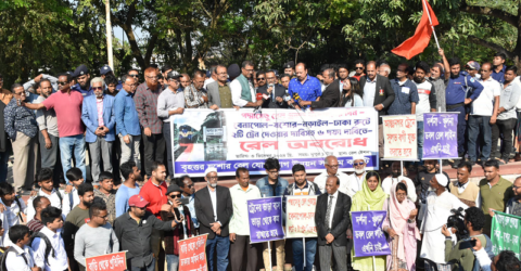 ট্রেনে যশোর থেকে ঢাকায় অফিস করার সময়সূচি চান যশোরবাসী