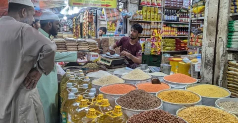 রমজানে নিত্যপণ্যের আমদানি