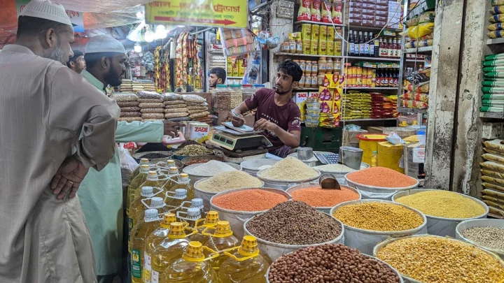 রমজানে নিত্যপণ্যের আমদানি