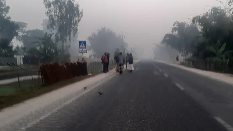 তেঁতুলিয়ায় চলছে তীব্র শৈত্যপ্রবাহ