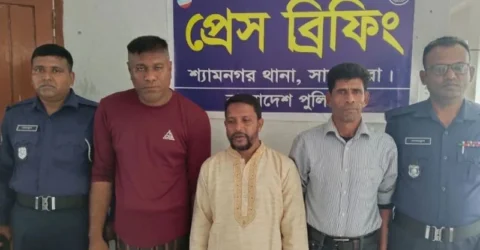 শ্যামনগরে ‘অপারেশন ডেভিল হান্ট’-এ দুর্র্ধষ হাসিম সরদারসহ তিন আ’লীগ নেতা গ্রেপ্তার