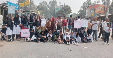 আঙ্কারার স্থানীয় স্কুলের শিক্ষার্থীদের বাংলাদেশ দূতাবাস পরিদর্শন