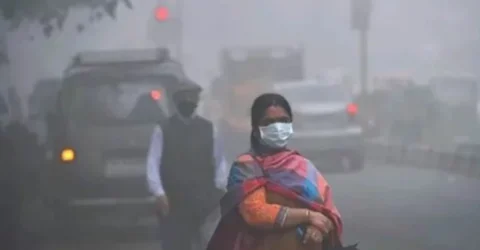 ঢাকার বাতাস ‘অস্বাস্থ্যকর’, বায়ুদূষণে শীর্ষে লাহোর