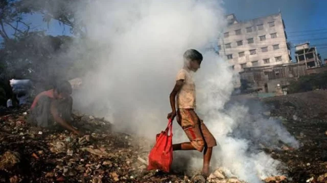 দূষিত শহরের তালিকায় শীর্ষে কলকাতা, ঢাকার বাতাস ‘অস্বাস্থ্যকর’